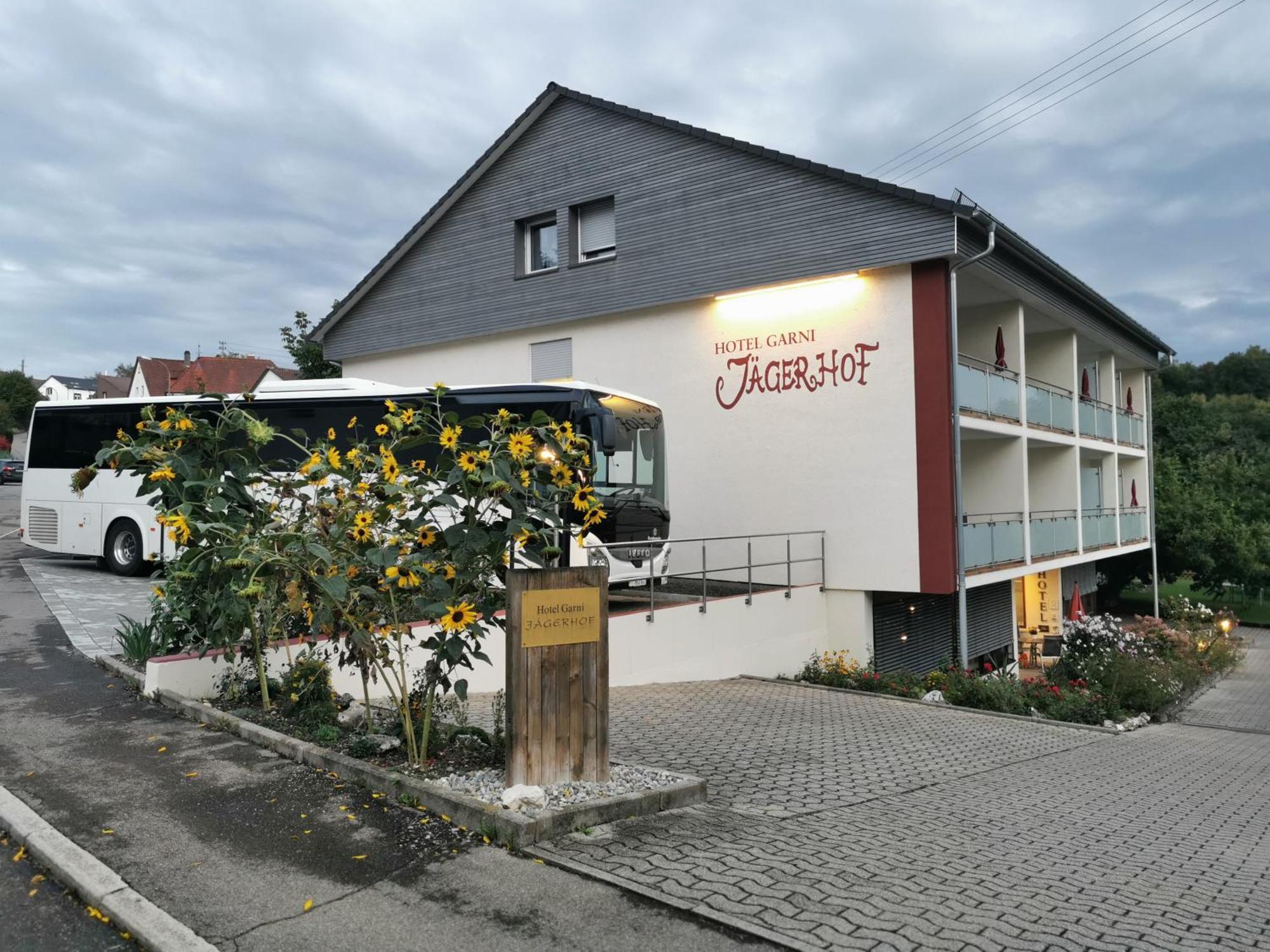 Hotel Garni Jaegerhof Зигмаринген Экстерьер фото